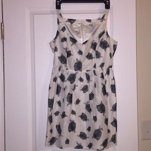 BB Dakota Dress Size 4
